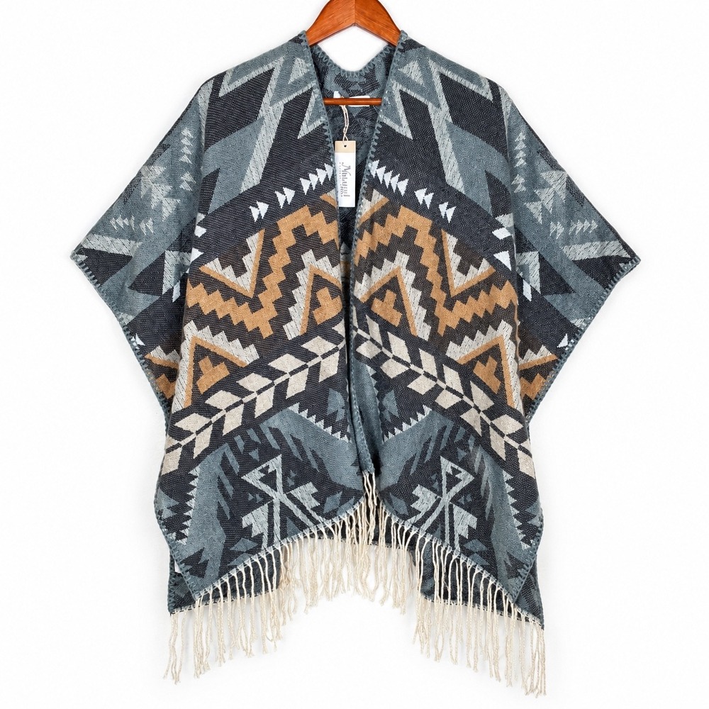 NWT Womens Poncho S Oversized Fringe Southwestern Boho Geometric Festival Shawl
